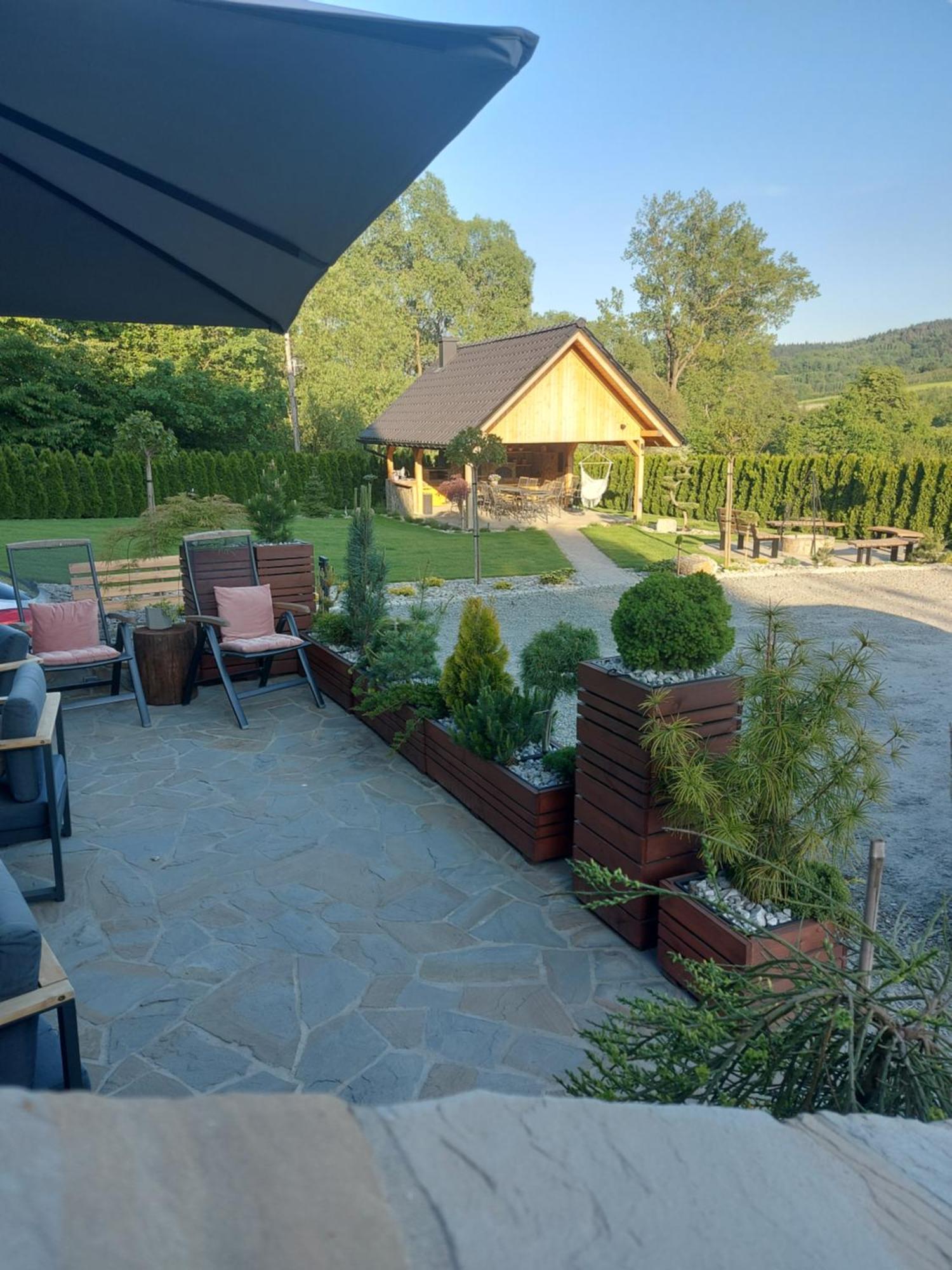 Dwor Bysina Villa Myslenice ภายนอก รูปภาพ